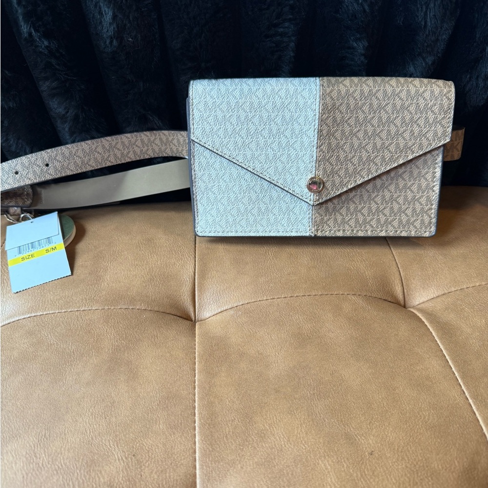 Michael Kors Two-Tone Belt Bag in Beige and Cream NWT